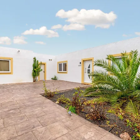 Vista Del Mar 1 By Interhome La Oliva